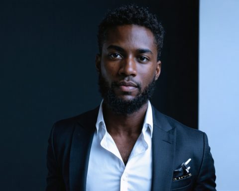 Unveiling the Mastermind Behind the Words: Meet the Crypto Journalist Shaping the Industry Unveiling the Mastermind Behind the Words: Meet the Crypto Journalist Shaping the Industry